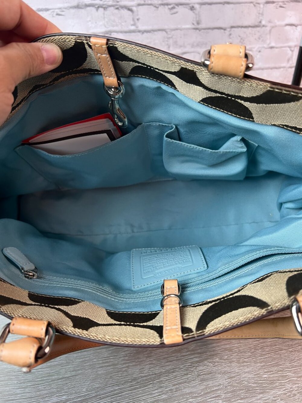 Very Rare Limited Edition Coach 1490 Signature "Fish" Hamilton bag - Picture 7 of 7